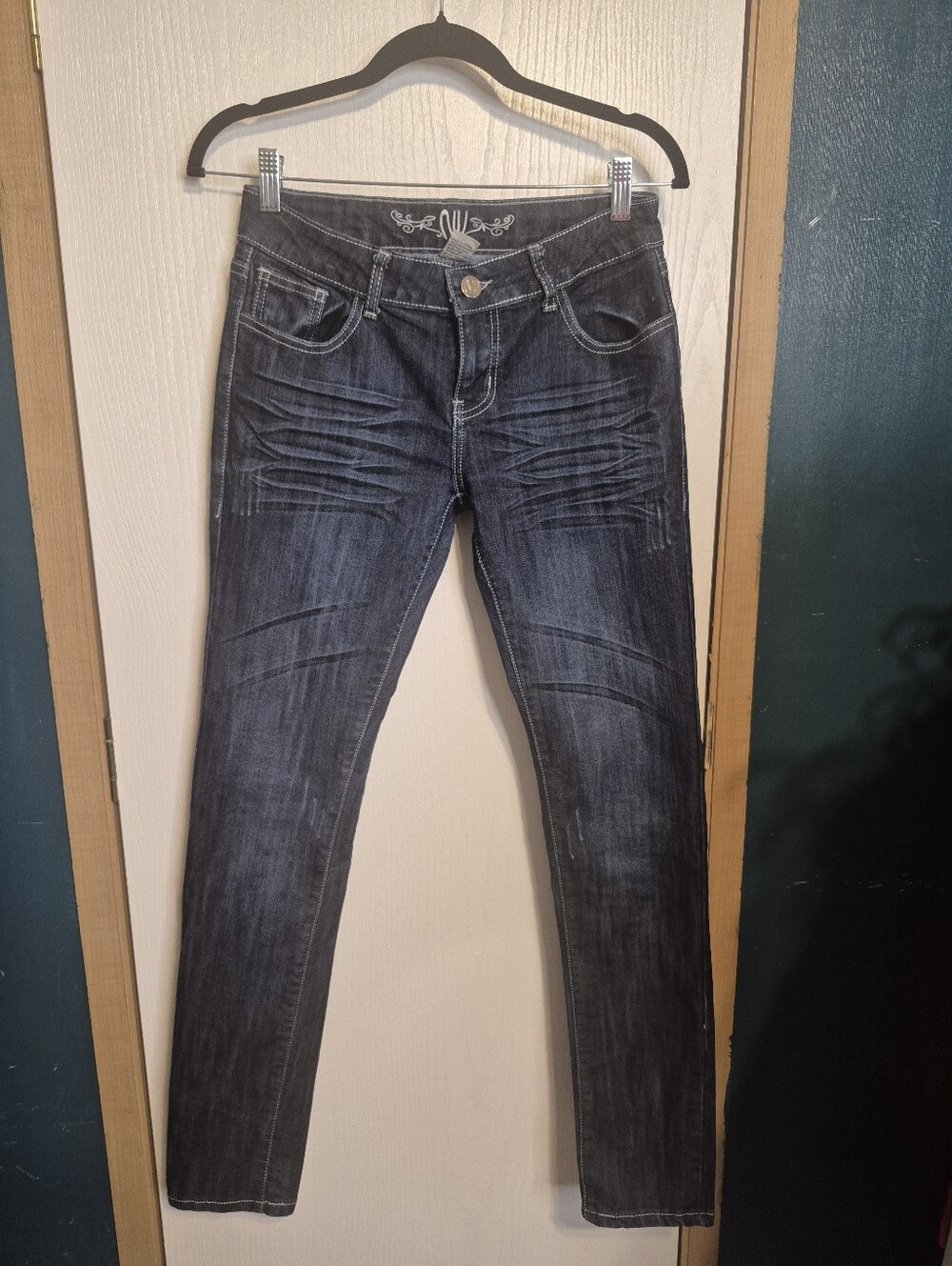 NV skinny jeans